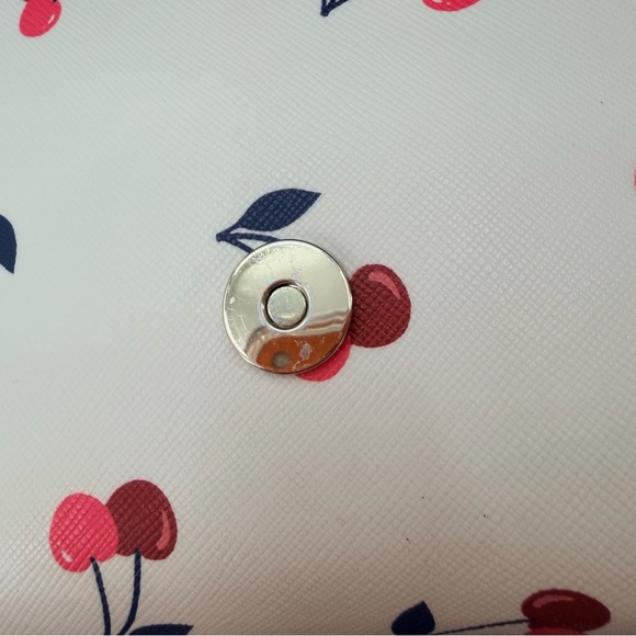 Kate Spade Cherry Carson Chain Crossbody Bag Cherries - Picture 6 of 8